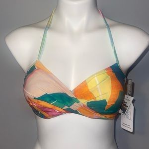 Time and Tru Women's Floral Twist Bikini Top. Small 4-6. NWT.